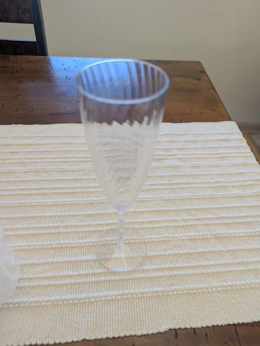 WDF Clear Plastic Champagne Flutes - Clear